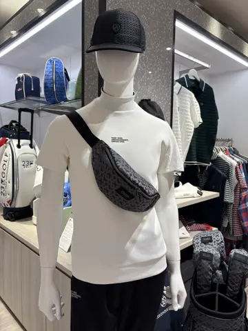 23区GOLF 松屋スタッフ コーディネート画像