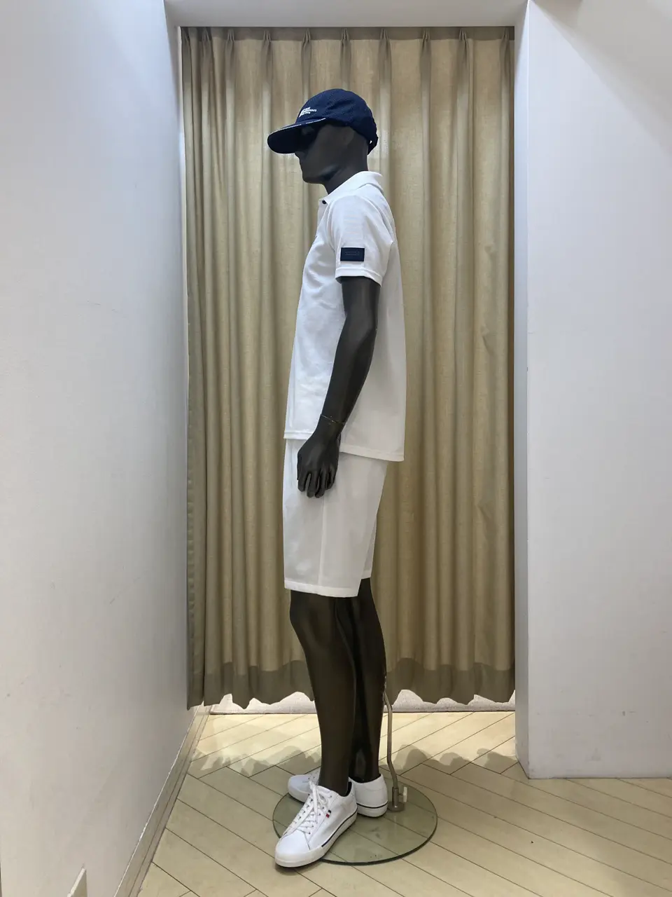 23区GOLF スタッフ コーディネート画像