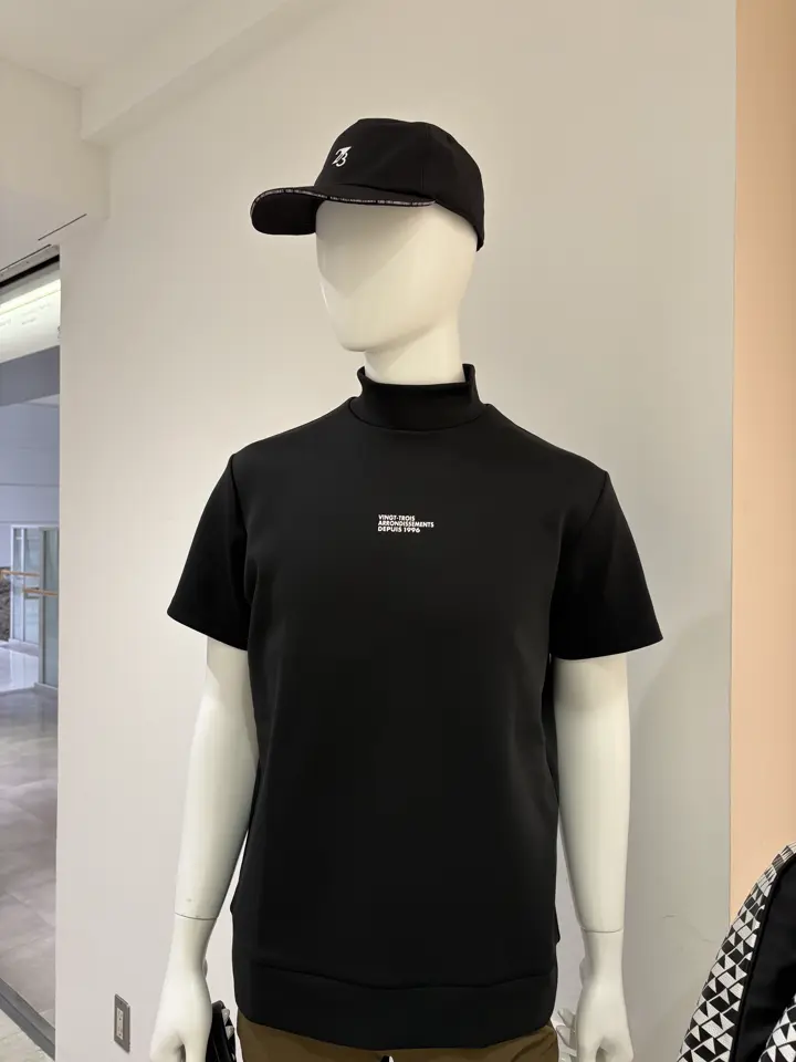 23区GOLF 松屋スタッフ コーディネート画像