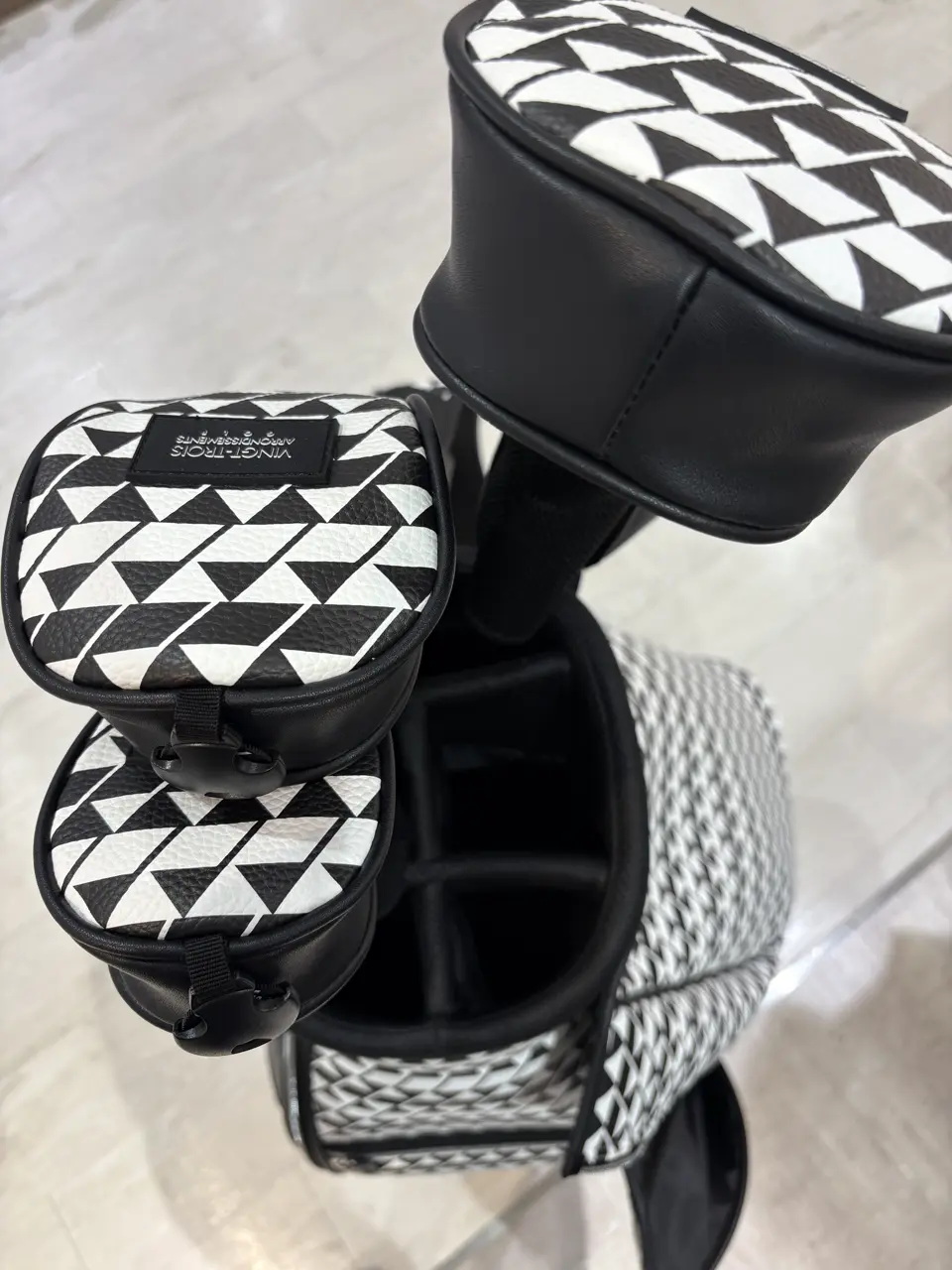 23区GOLF 松屋スタッフ コーディネート画像