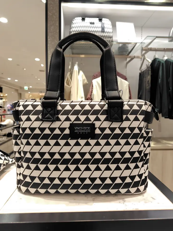 23区GOLF スタッフ コーディネート画像