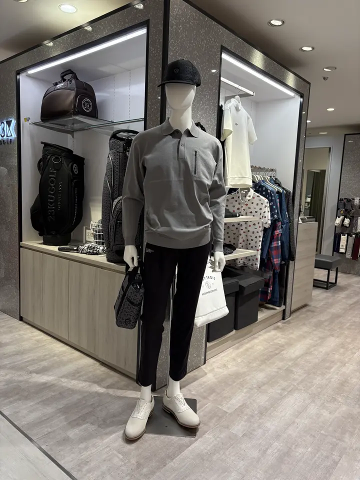 23区GOLF 松屋スタッフ コーディネート画像