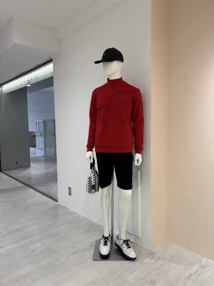 23区GOLF 松屋スタッフ コーディネート画像