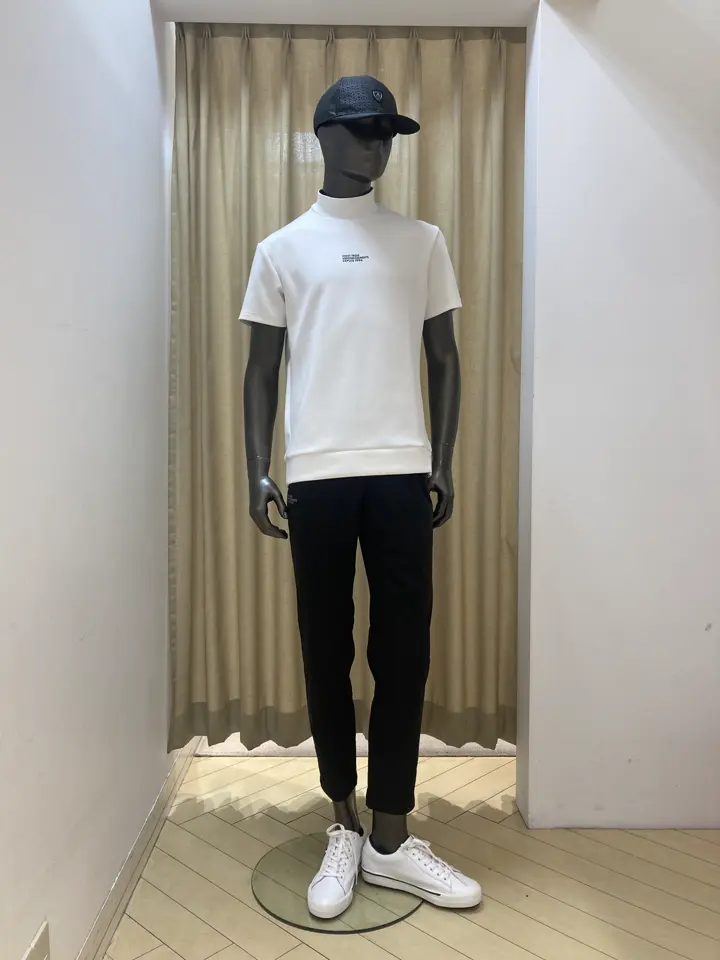 23区GOLF スタッフ コーディネート画像