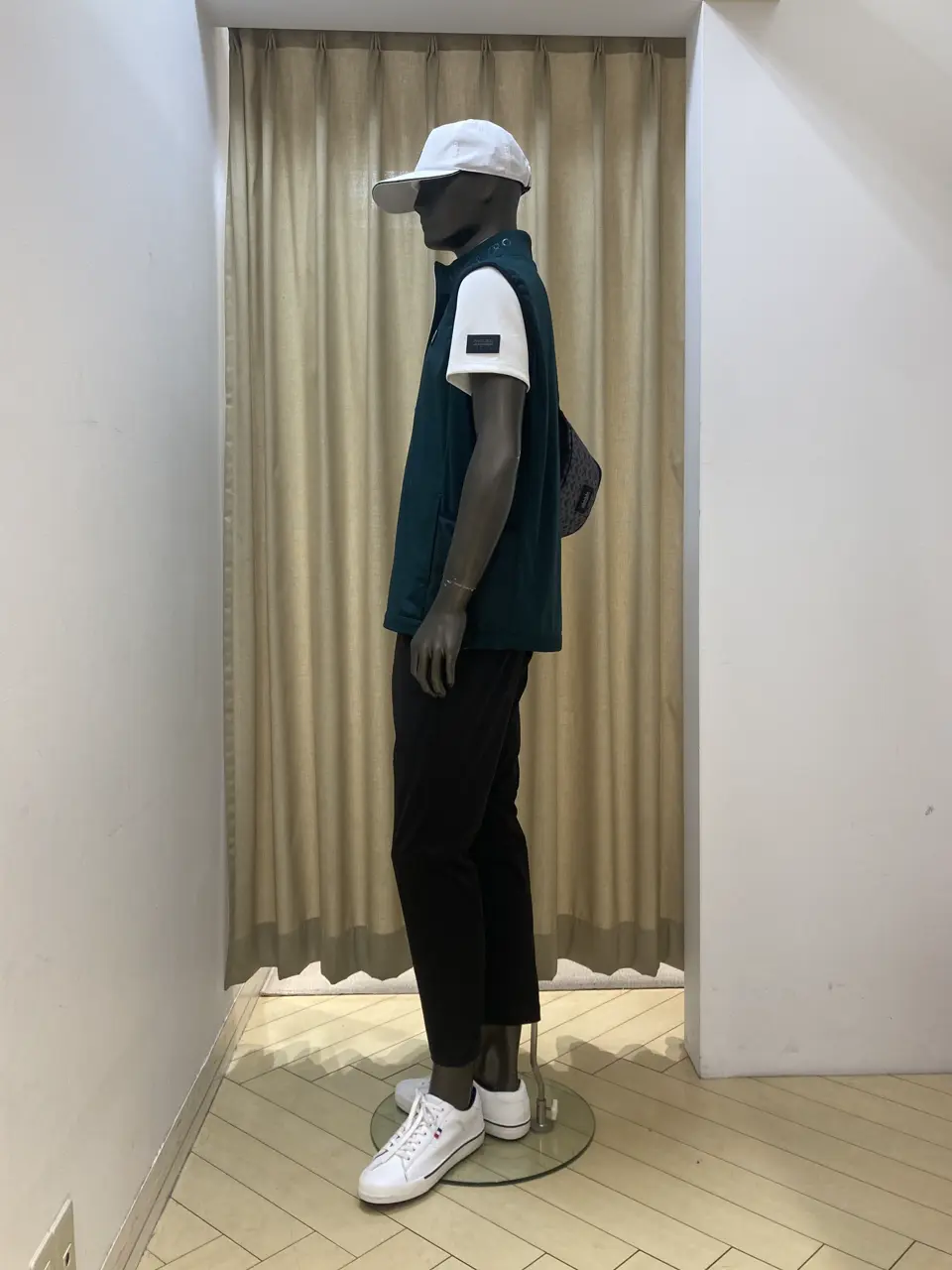 23区GOLF スタッフ コーディネート画像