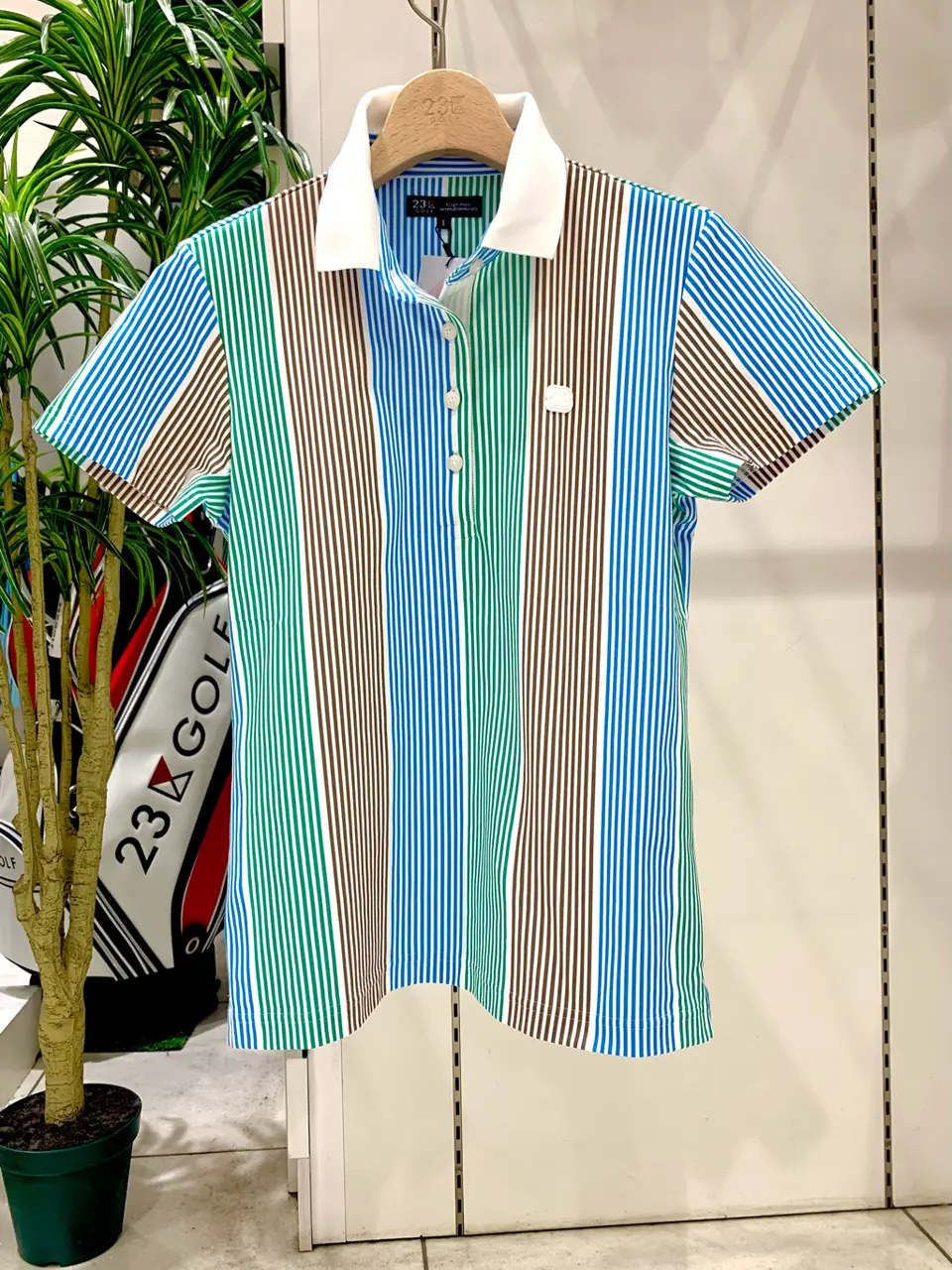 23区GOLF 上野 コーディネート画像