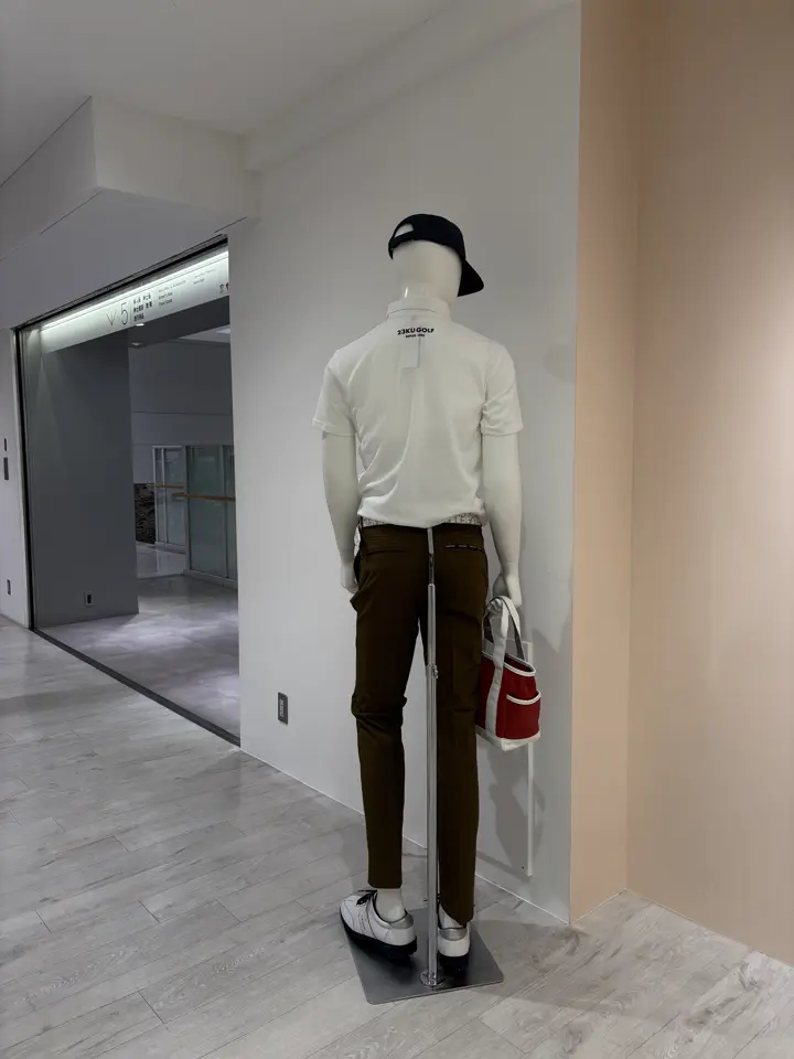 23区GOLF 松屋スタッフ コーディネート画像