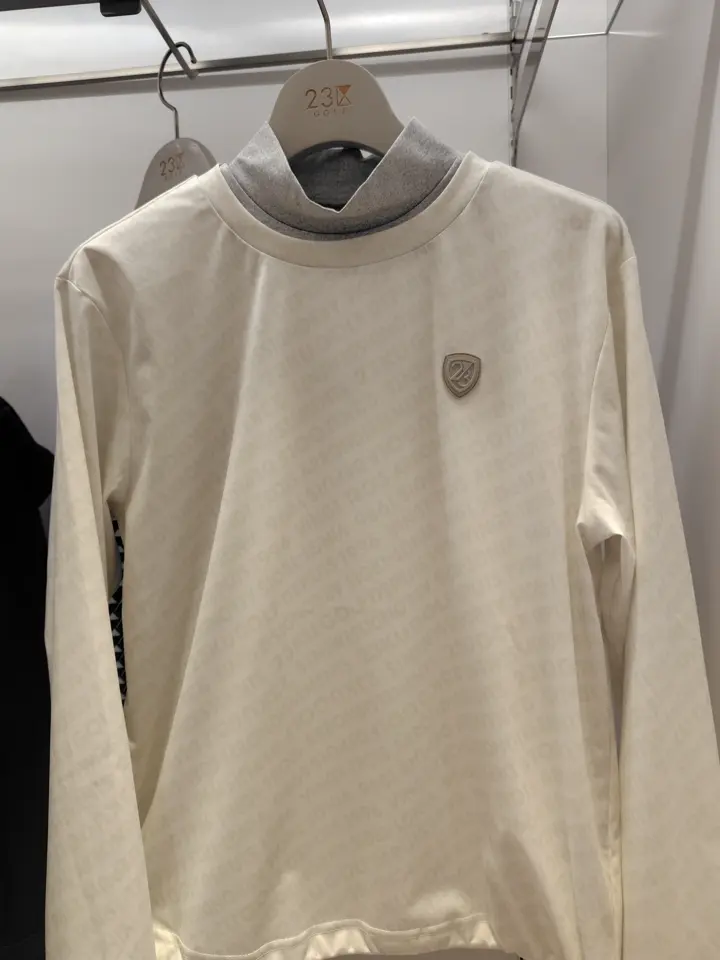 23区GOLF スタッフ コーディネート画像