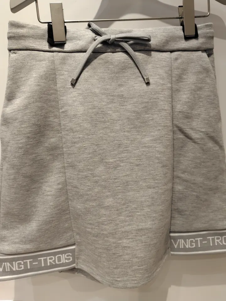 23区GOLF スタッフ コーディネート画像