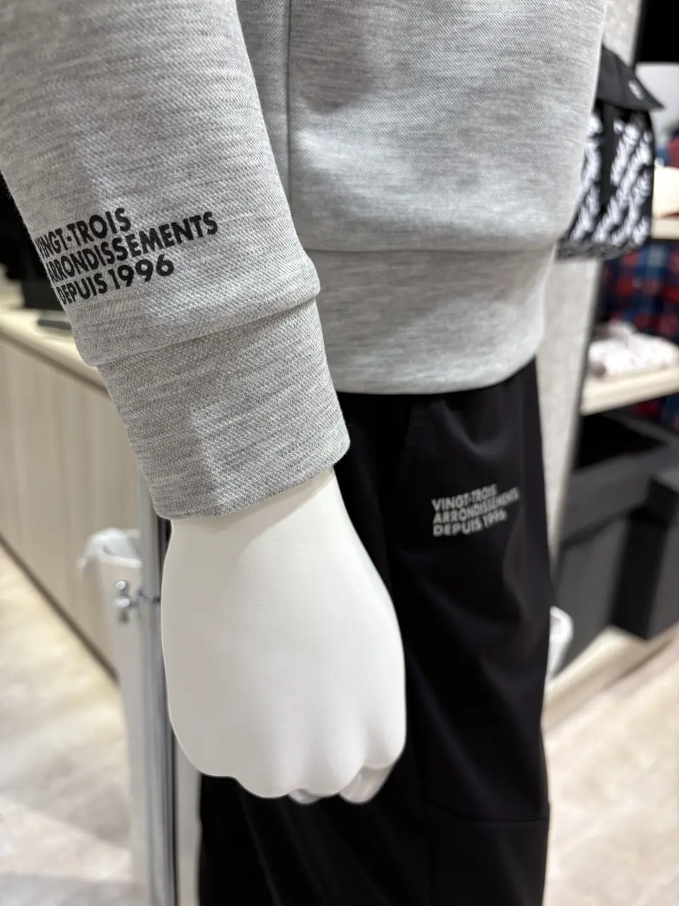 23区GOLF 松屋スタッフ コーディネート画像