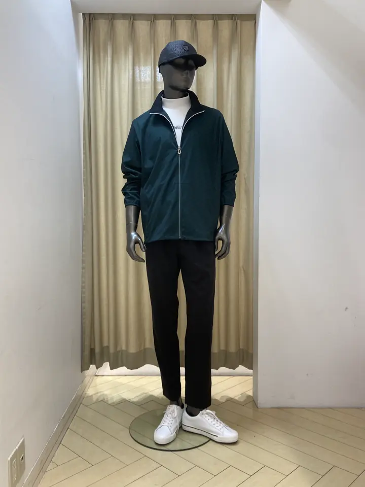 23区GOLF スタッフ コーディネート画像