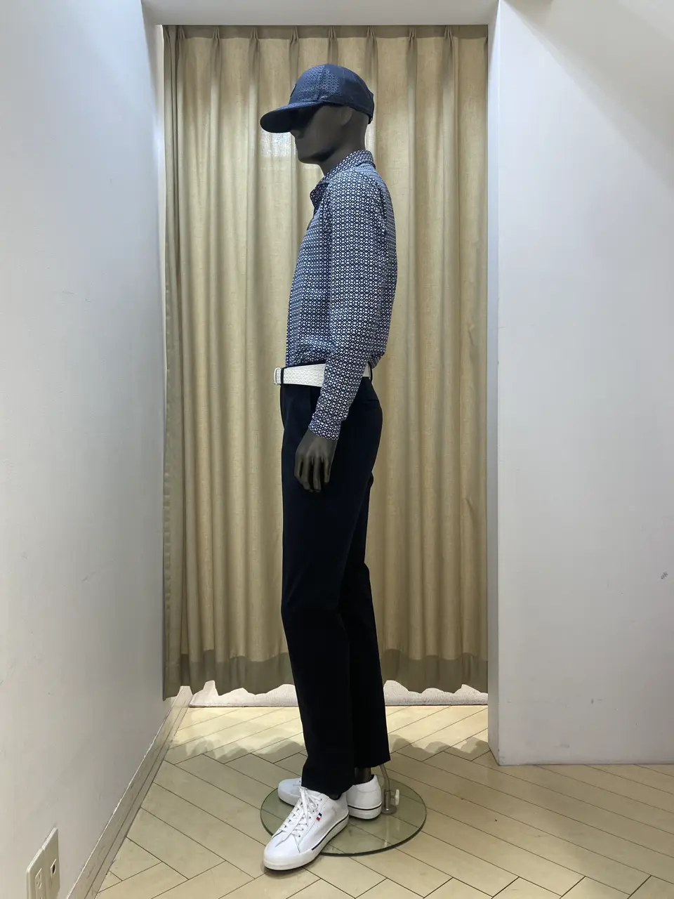 23区GOLF スタッフ コーディネート画像