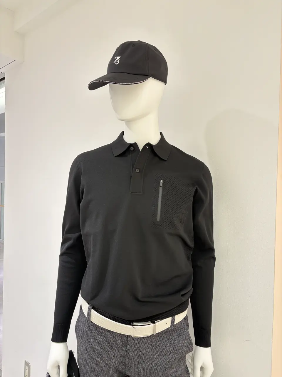 23区GOLF 松屋スタッフ コーディネート画像