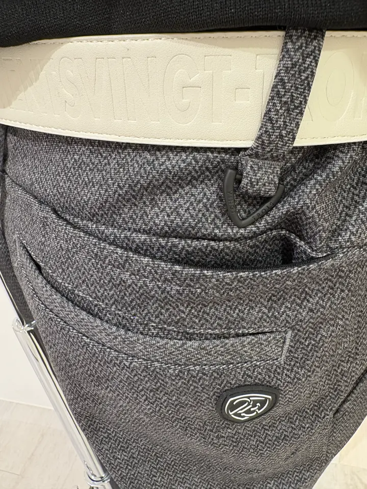 23区GOLF 松屋スタッフ コーディネート画像