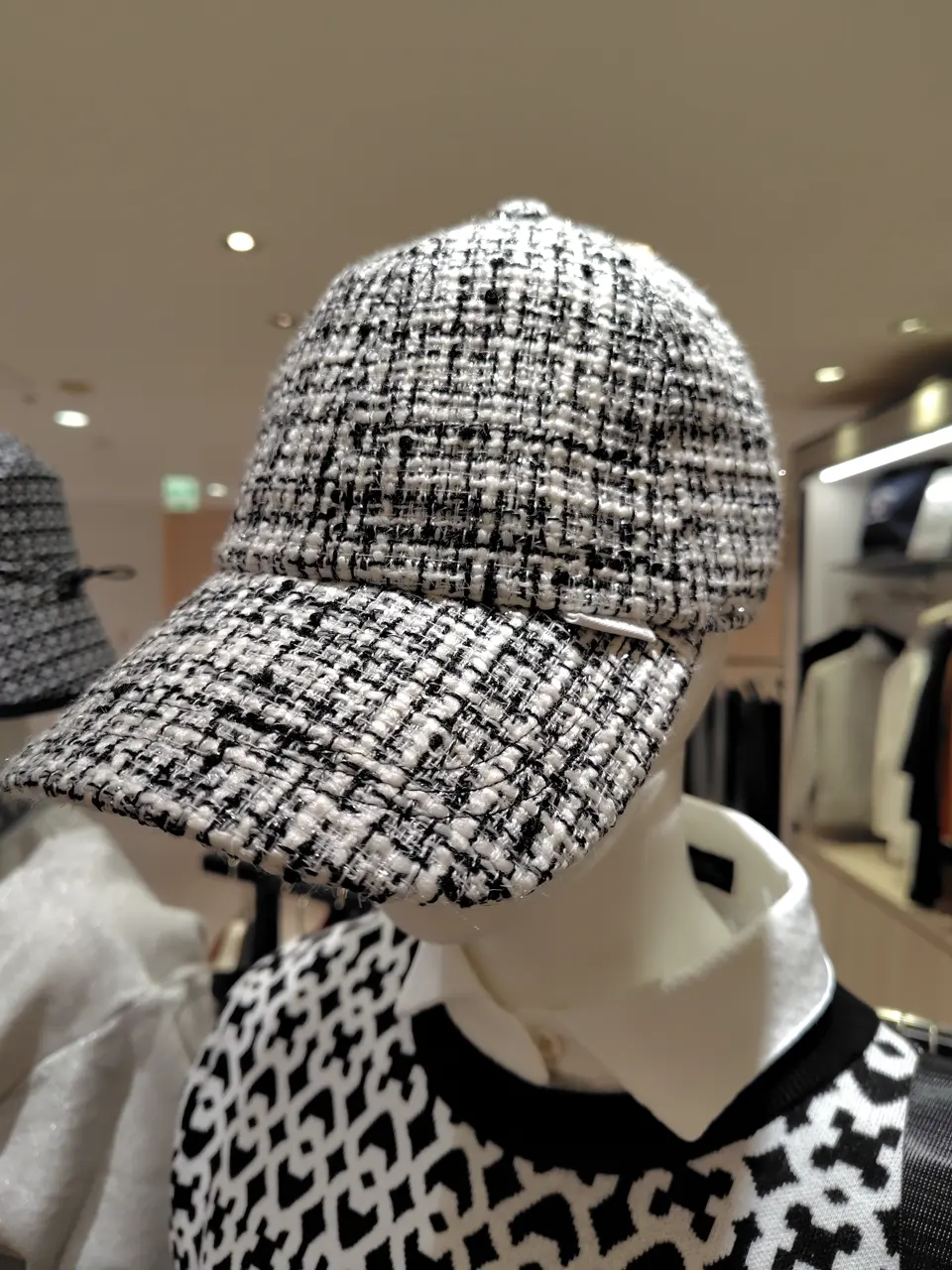 23区GOLF スタッフ コーディネート画像