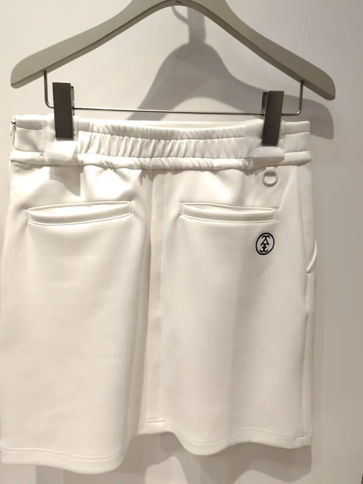 23区GOLF スタッフ コーディネート画像