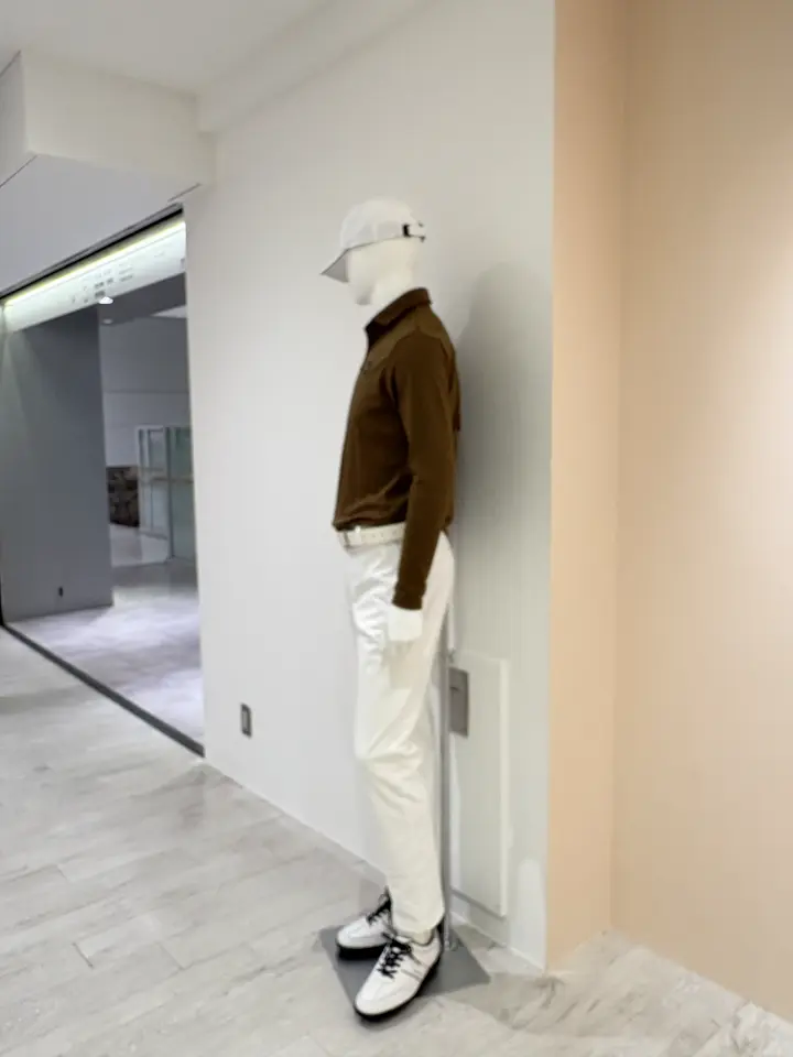 23区GOLF 松屋スタッフ コーディネート画像