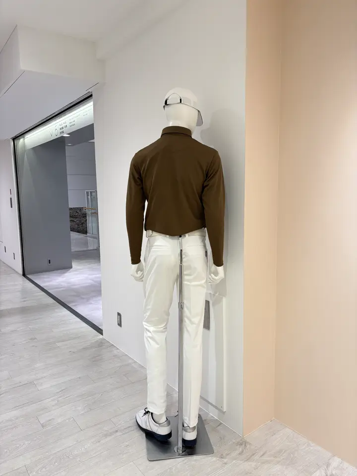 23区GOLF 松屋スタッフ コーディネート画像