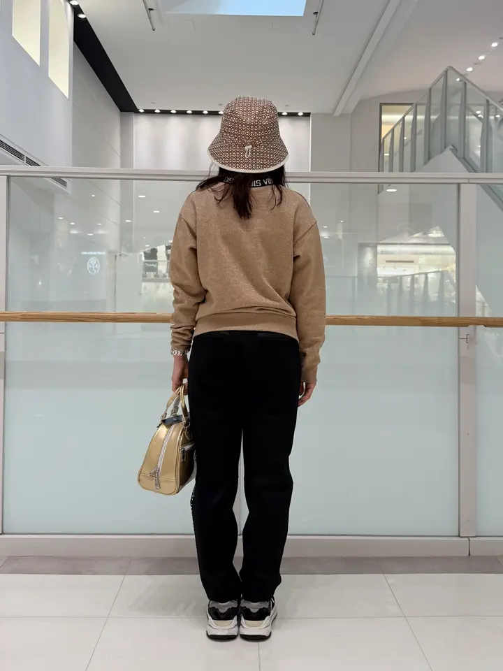 23区GOLF 草野 コーディネート画像