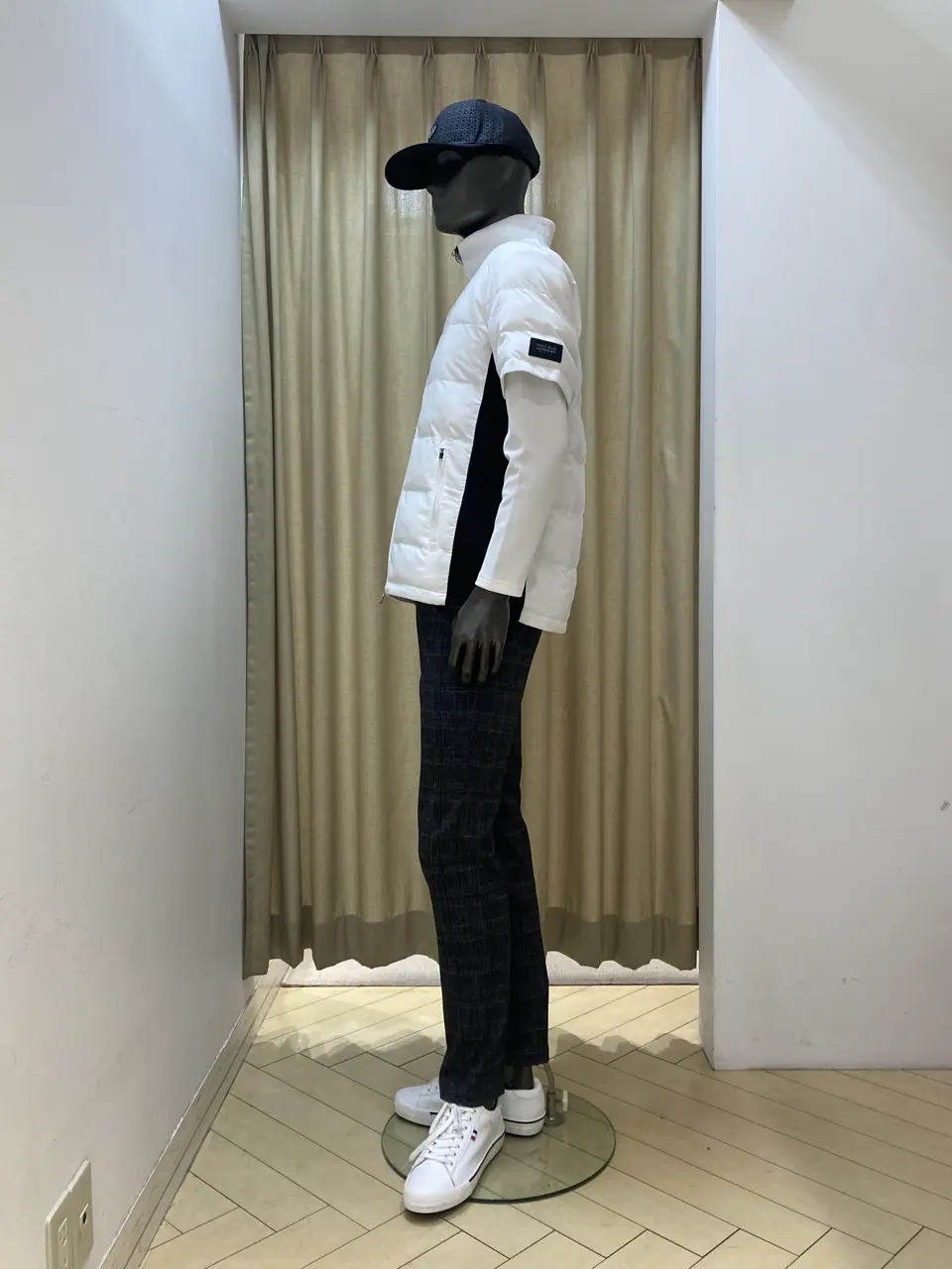 23区GOLF スタッフ コーディネート画像