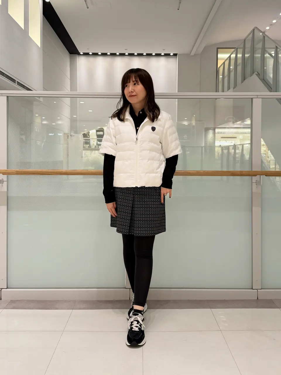 定価27940円 23区ゴルフ リバーシブルスカート ホワイト系 Mサイズ 定価27940円 23区ゴルフ リバーシブルスカート ホワイト系 M