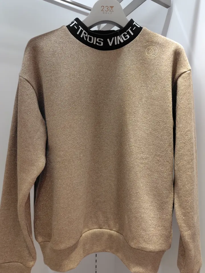 23区GOLF スタッフ コーディネート画像