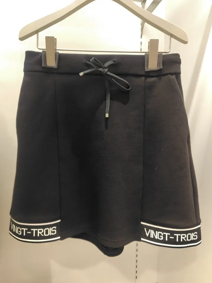 23区GOLF スタッフ コーディネート画像