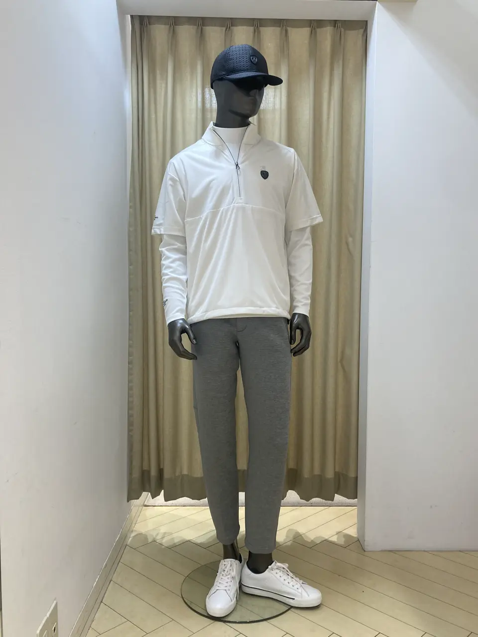 23区GOLF スタッフ コーディネート画像