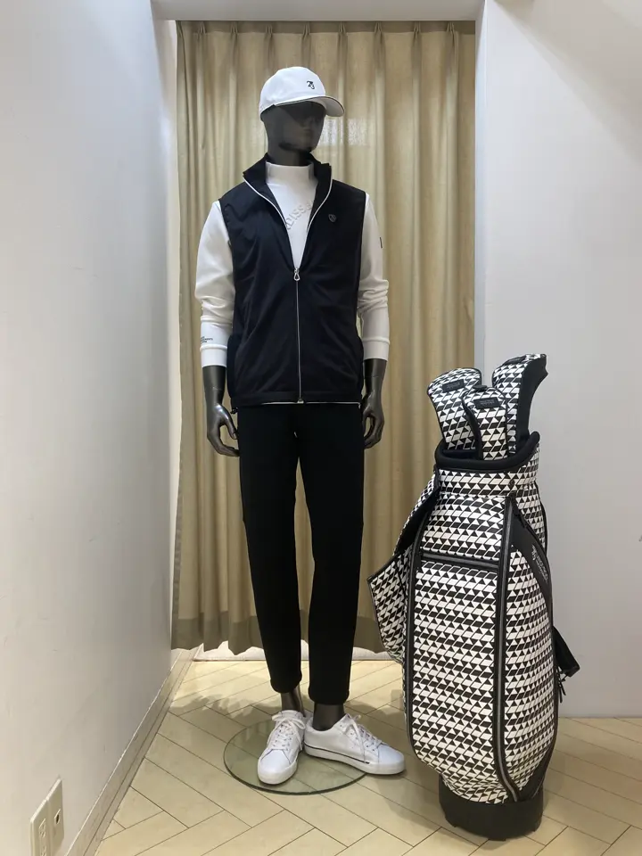 23区GOLF スタッフ コーディネート画像