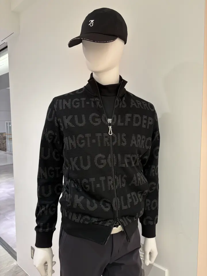 23区GOLF 松屋スタッフ コーディネート画像