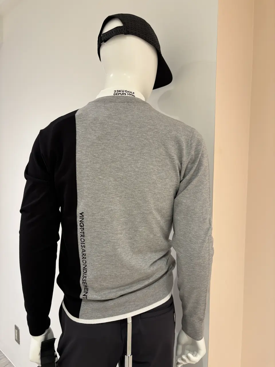 23区GOLF 松屋スタッフ コーディネート画像