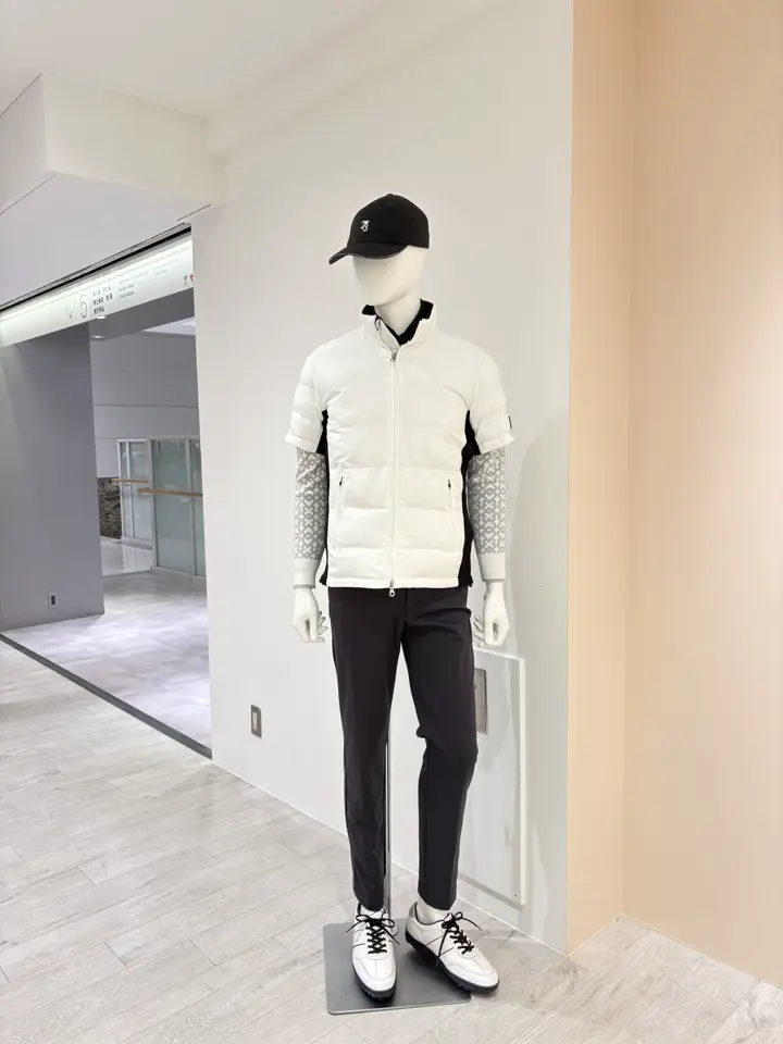 23区GOLF 松屋スタッフ コーディネート画像