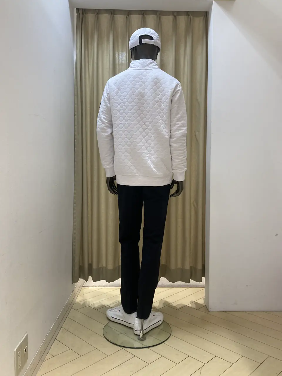 23区GOLF スタッフ コーディネート画像