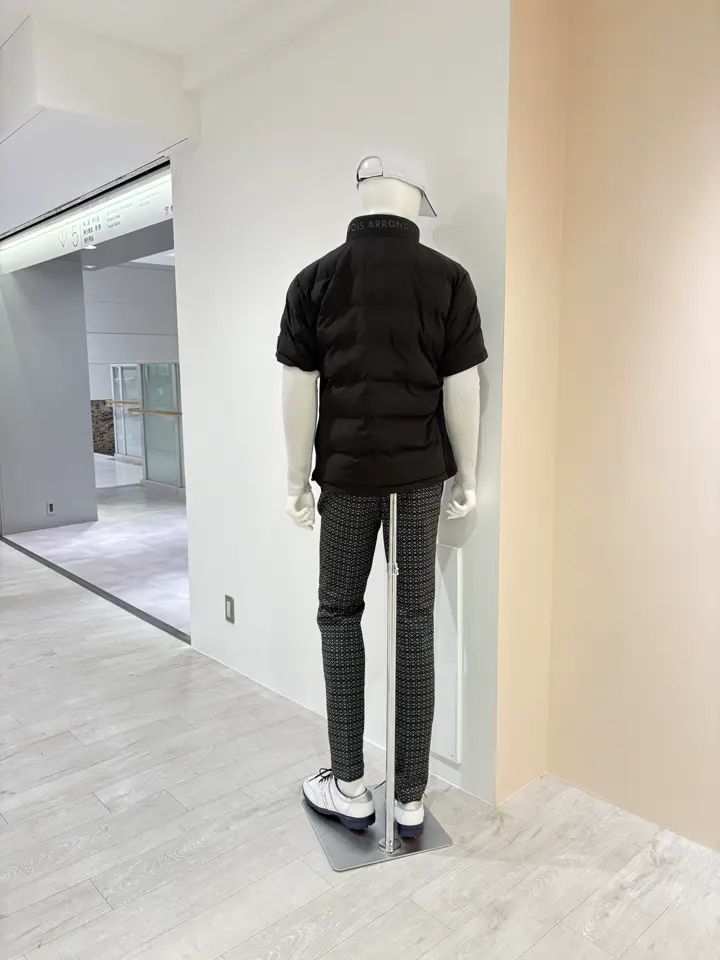 23区GOLF 松屋スタッフ コーディネート画像