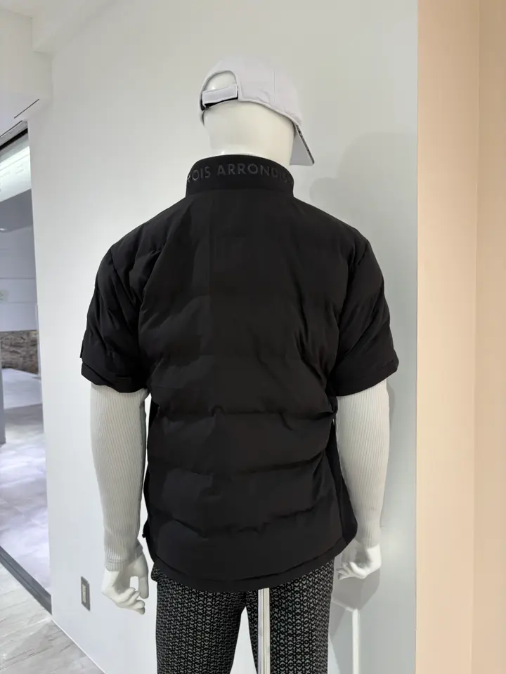 23区GOLF 松屋スタッフ コーディネート画像