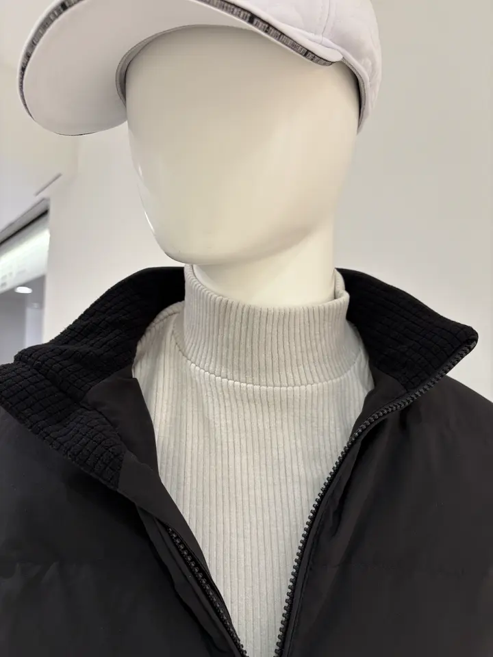 23区GOLF 松屋スタッフ コーディネート画像