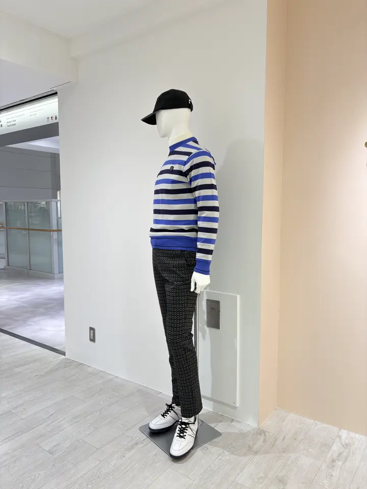 23区GOLF 松屋スタッフ コーディネート画像