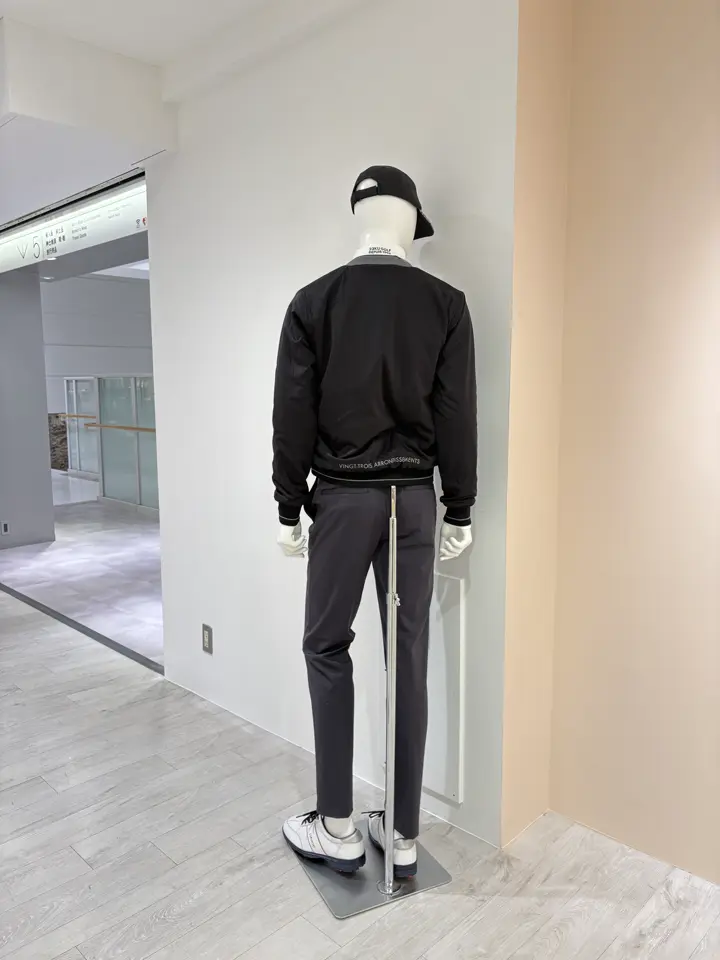 23区GOLF 松屋スタッフ コーディネート画像