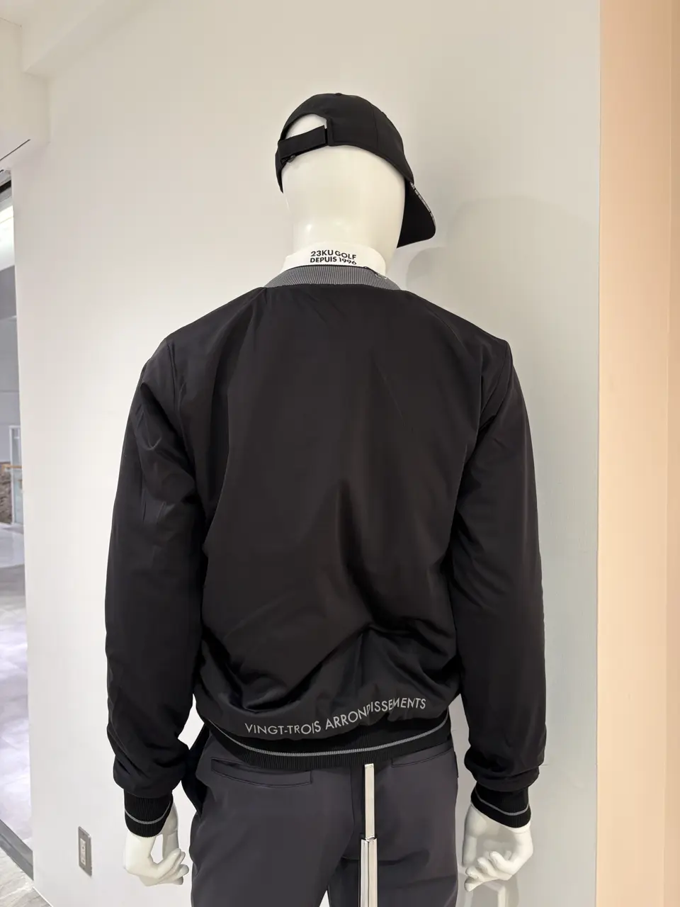 23区GOLF 松屋スタッフ コーディネート画像