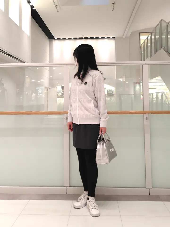 23区GOLF スタッフ コーディネート画像