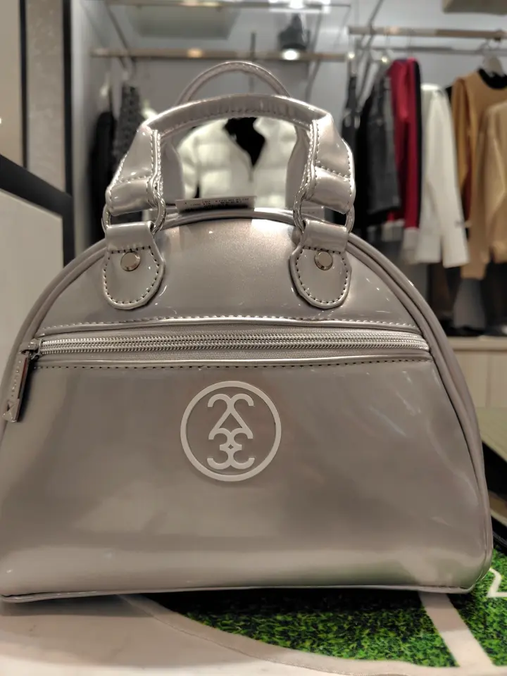 23区GOLF スタッフ コーディネート画像