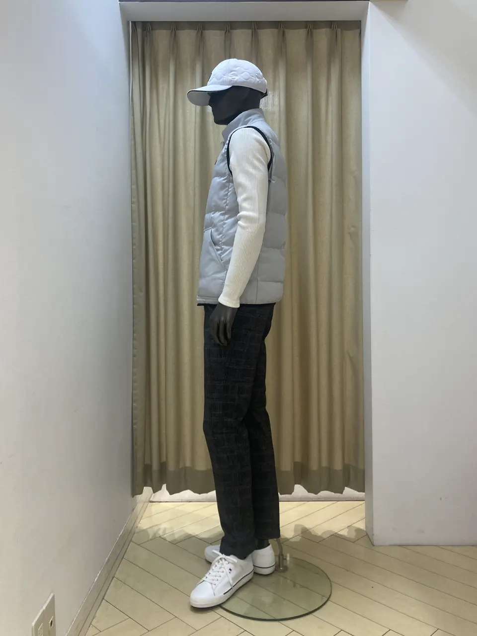 23区GOLF スタッフ コーディネート画像