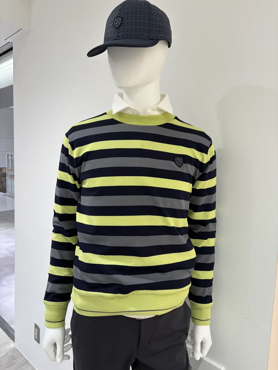 23区GOLF 松屋スタッフ コーディネート画像