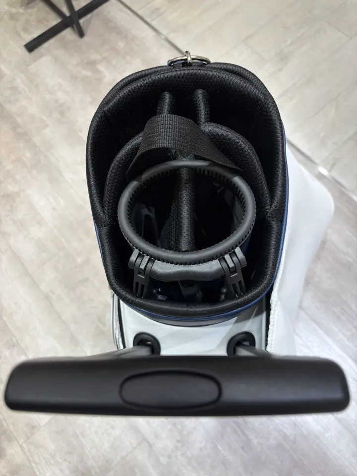 23区GOLF 松屋スタッフ コーディネート画像