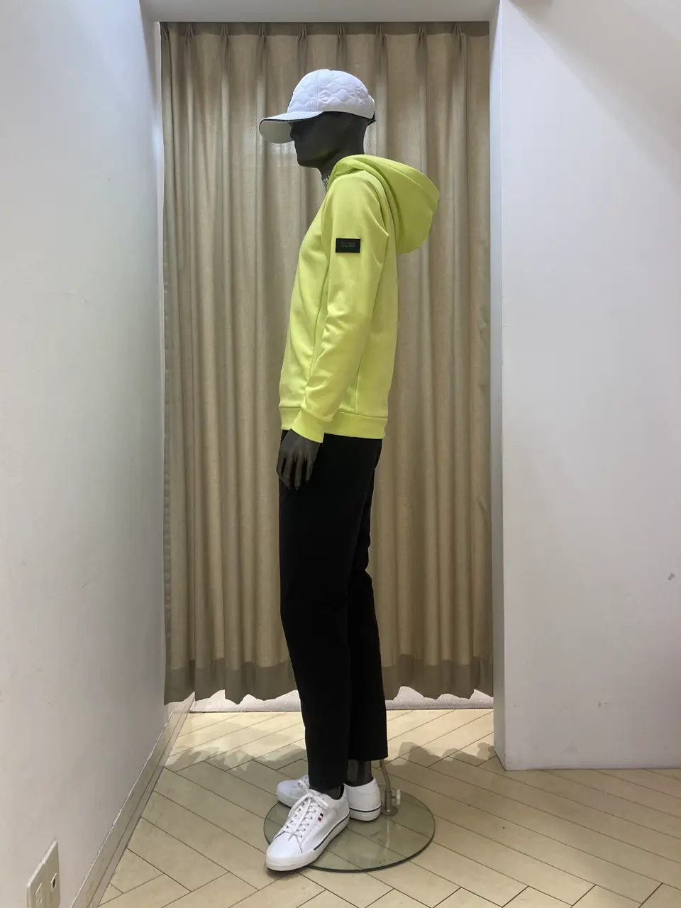 23区GOLF スタッフ コーディネート画像