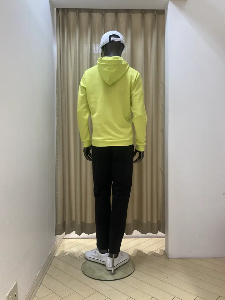 23区GOLF スタッフ コーディネート画像