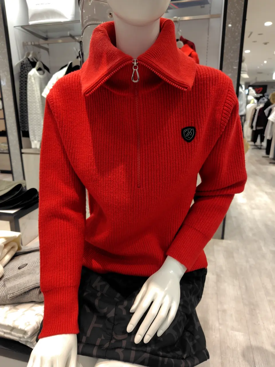 23区GOLF スタッフ コーディネート画像