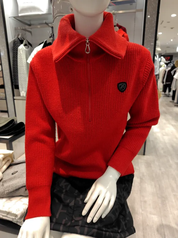 23区GOLF スタッフ コーディネート画像