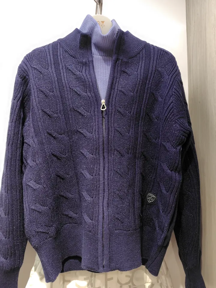 23区GOLF スタッフ コーディネート画像