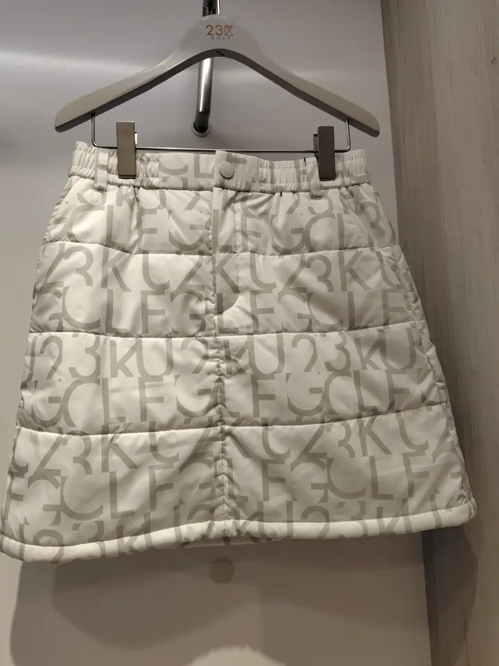 23区GOLF スタッフ コーディネート画像